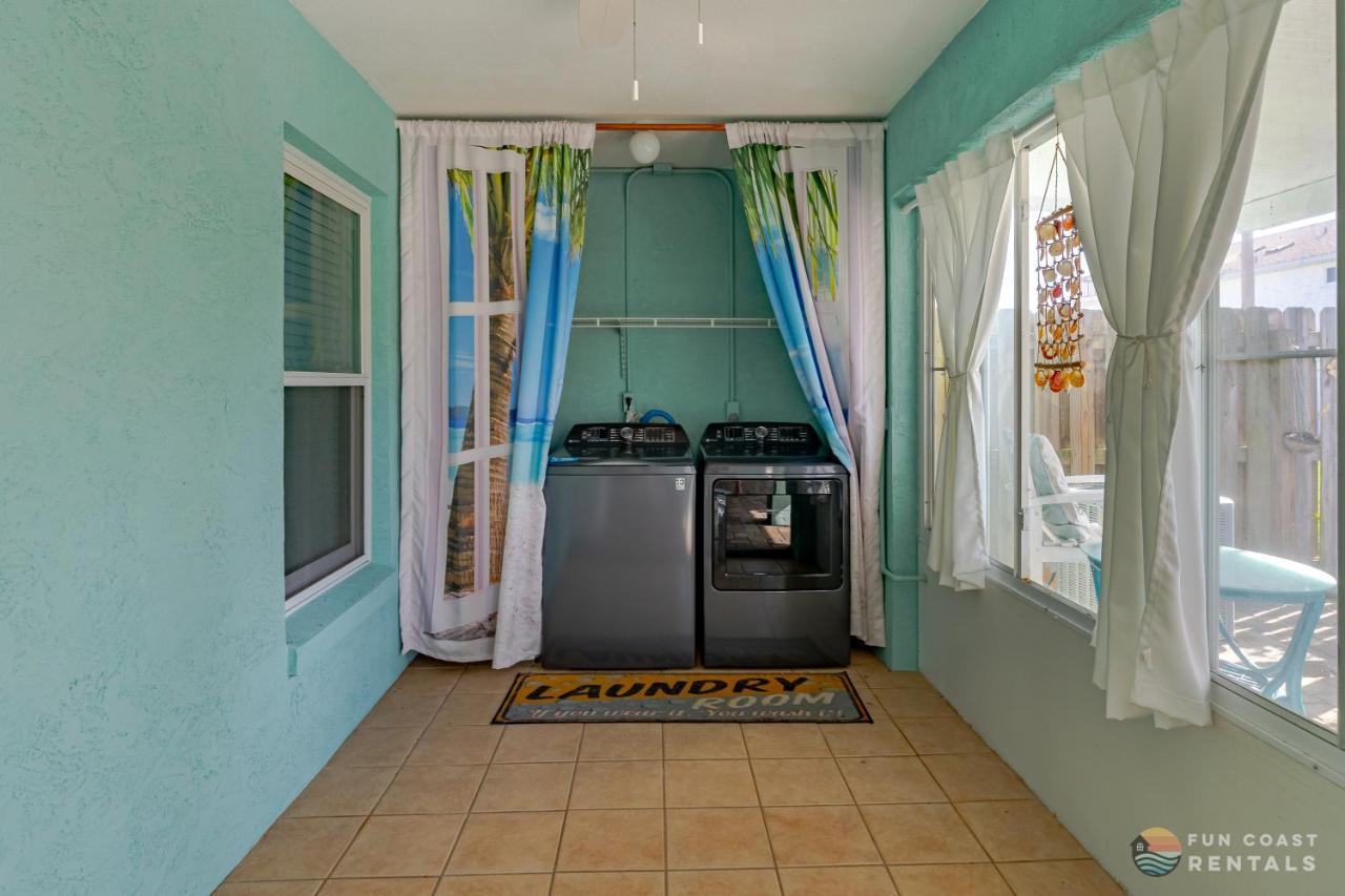 ניו סמירנה ביץ' Dog Friendly Home Wprivate Fenced Yard, Garage & Fire Pit Steps To The Beach! מראה חיצוני תמונה